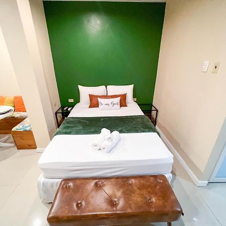 Stacys Place #4 Studio Apartment Port of Spain Esterno foto